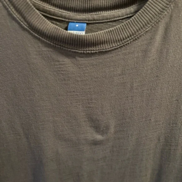 Woman’s Old Navy Midi Dress - Picture 2 of 3